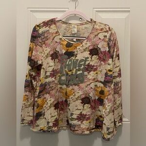 Magnolia Pearl Flower Child Appliqué Dylan Tee